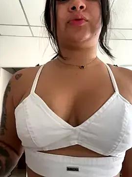 Freechat Pretty_Isadora on StripChat