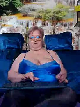 QueenPammy1 on StripChat 