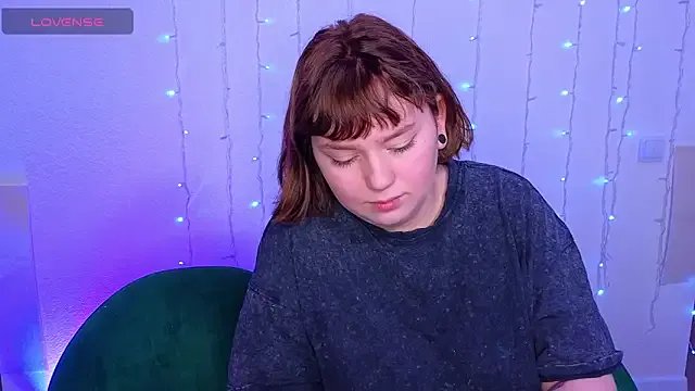 Freechat Radiants_two on StripChat