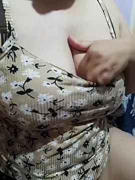 Freechat RajaaXXX on StripChat