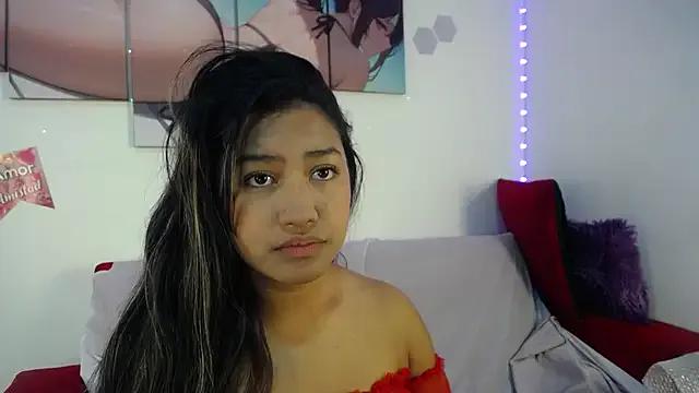 Freechat ricura_mily on StripChat