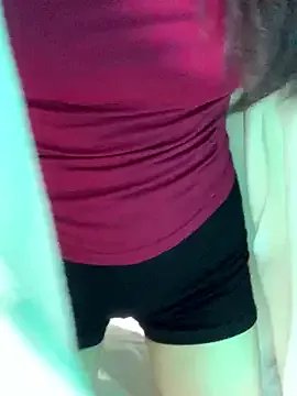 Rinrin_06 on StripChat 