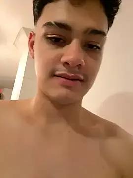 Freechat Rose-andres on StripChat