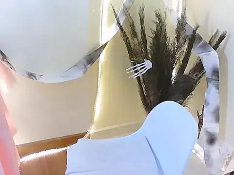 StripChat RoseLoverrr is Freechat RoseLoverrr — make rain