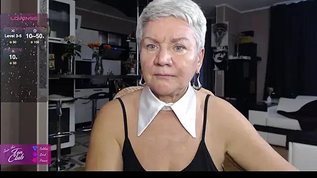 Freechat roxana_brooks on StripChat