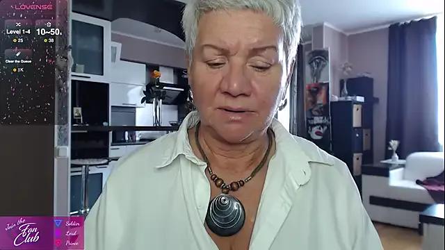 Freechat roxana_brooks on StripChat