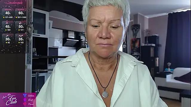 Freechat roxana_brooks on StripChat