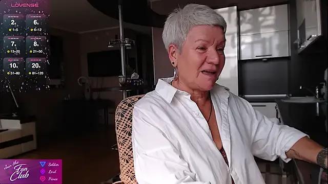 Freechat roxana_brooks on StripChat