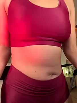 Freechat rubi_star on StripChat