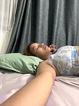 Freechat rubi_star on StripChat