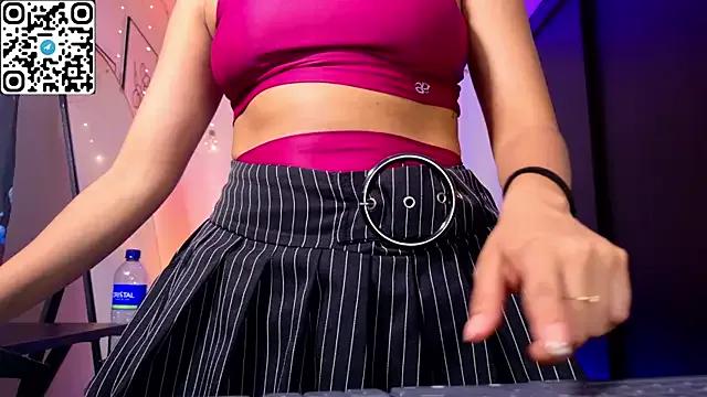 Freechat rubi_star on StripChat