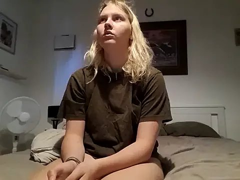 Ryan_and_Aurora on StripChat