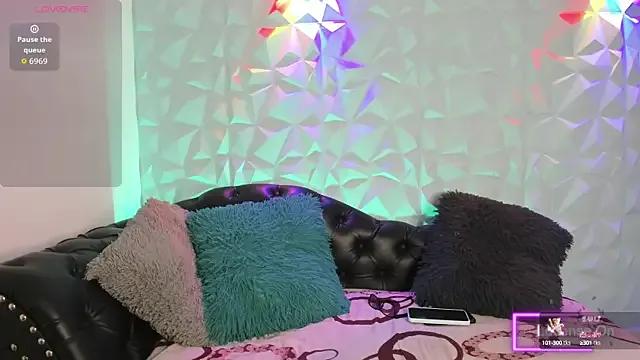 Freechat SabinaDeluxe_cg on StripChat