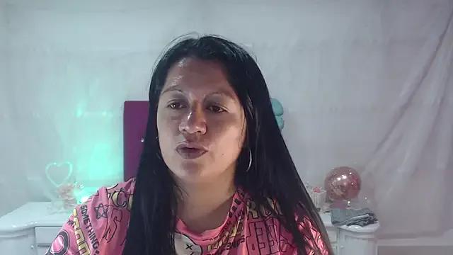 Freechat SaharaJohson on StripChat