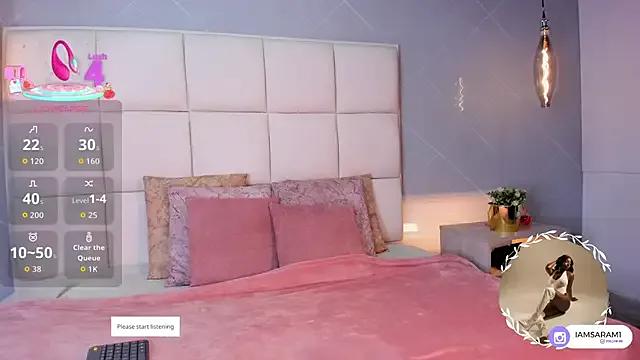 SaraMonroe1 on StripChat 