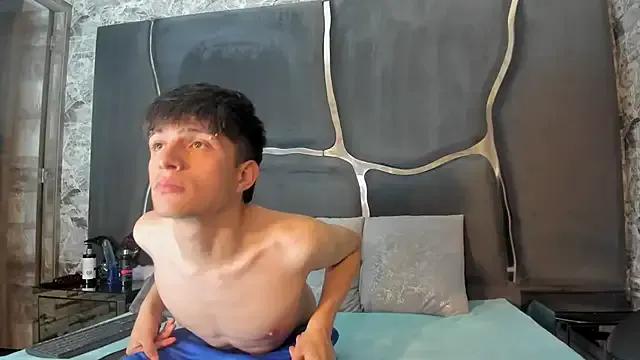 SaxxyBunnyAndJayzy — flash tits