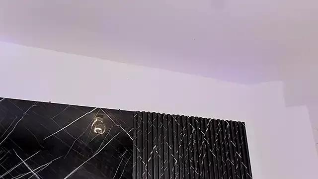 Freechat scarlet_hill on StripChat