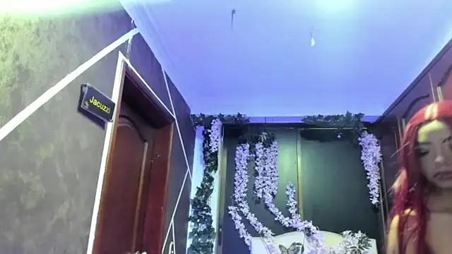 Freechat SexyNaf on StripChat