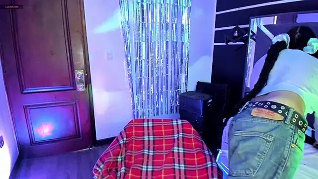 Freechat SexyNaf on StripChat