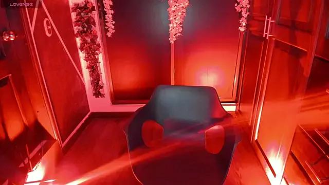 Freechat SexyNaf on StripChat