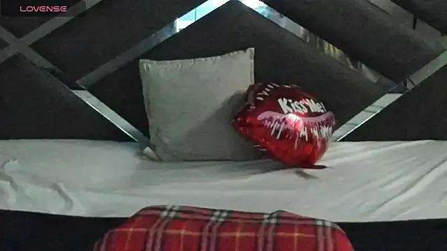 Freechat SexyNaf on StripChat