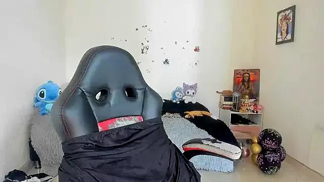 Freechat Shaddycute_ on StripChat