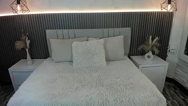 Freechat SHANONCLARK on StripChat