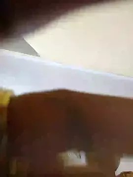 Shanu_Shah on StripChat