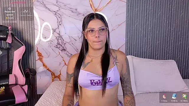 Freechat Shasa_8 on StripChat