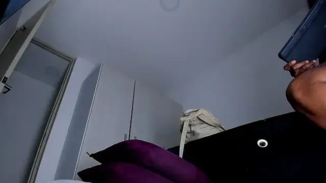 Skarleth69 — Full show at goal, keep it going guys