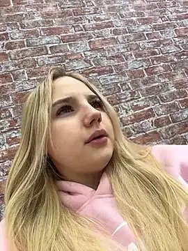 Sky_Cutie on StripChat