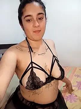 Freechat Solecitos_111 on StripChat