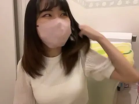 sora_033 on StripChat