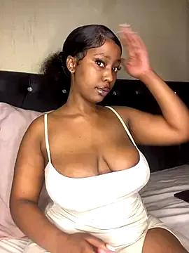 Freechat Spicey-CheekssX on StripChat