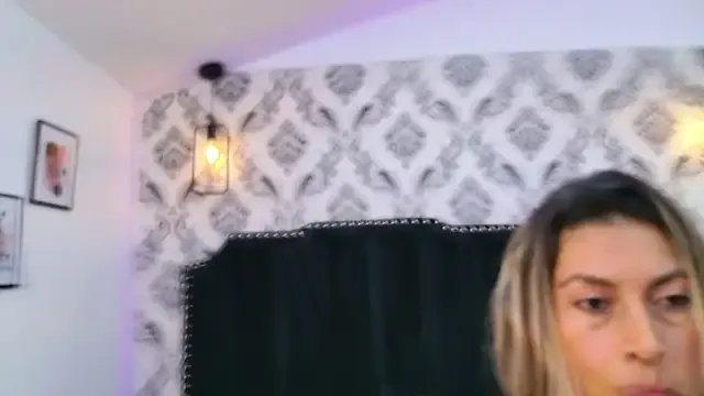 Freechat Stacy_London on StripChat