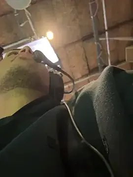 StrokingDaddy4 on StripChat