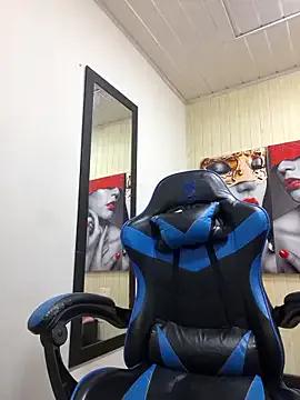 Freechat susan_mooree on StripChat