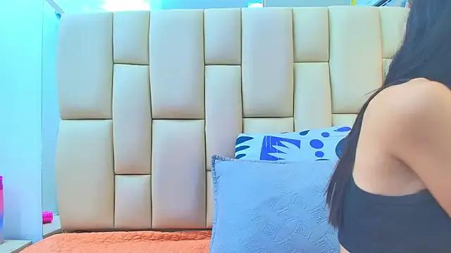 sweet_amye — domi ass