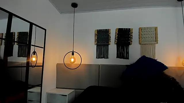 Sweet_camille on StripChat 