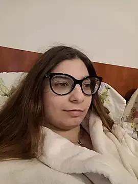 Freechat sweetbabygirlforyou on StripChat