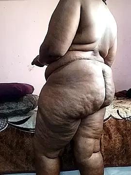 Sweetblackassxxx505 on StripChat 