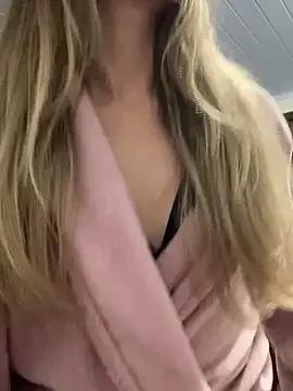 SweetGraciosa on StripChat 