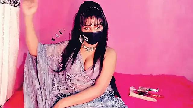 Sweetie_Fox_XXX on StripChat 