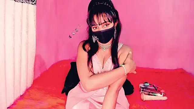 Sweetie_Fox_XXX on StripChat 