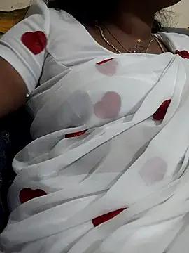 sweetqueen143 on StripChat 