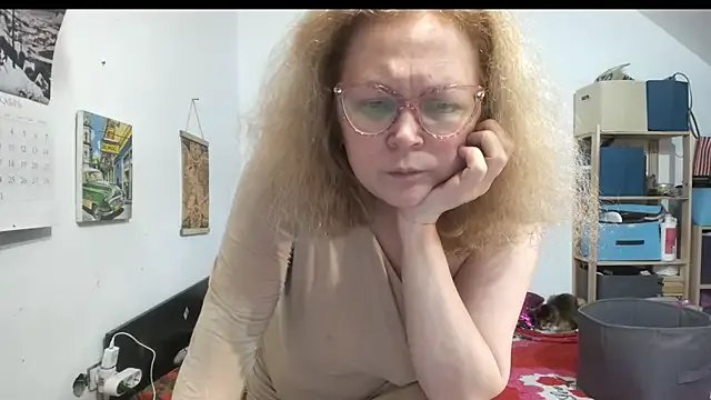 Freechat switchlorenx on StripChat