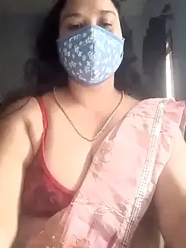 Tamil_Sivani — Boob show