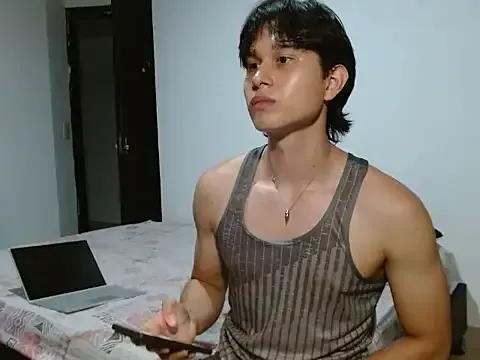 Freechat TeddyBear_07 on StripChat