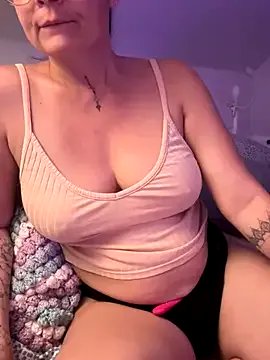 Freechat TheNaturalistX on StripChat