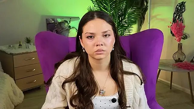 ThomasineVirostko — Flirty eye contact